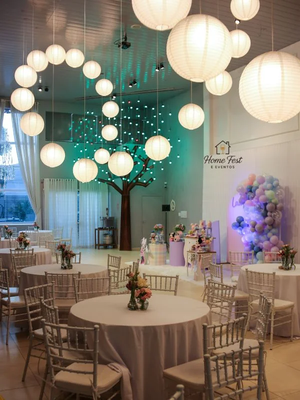 Como organizar uma festa em casa sem estresse: método simples que funciona